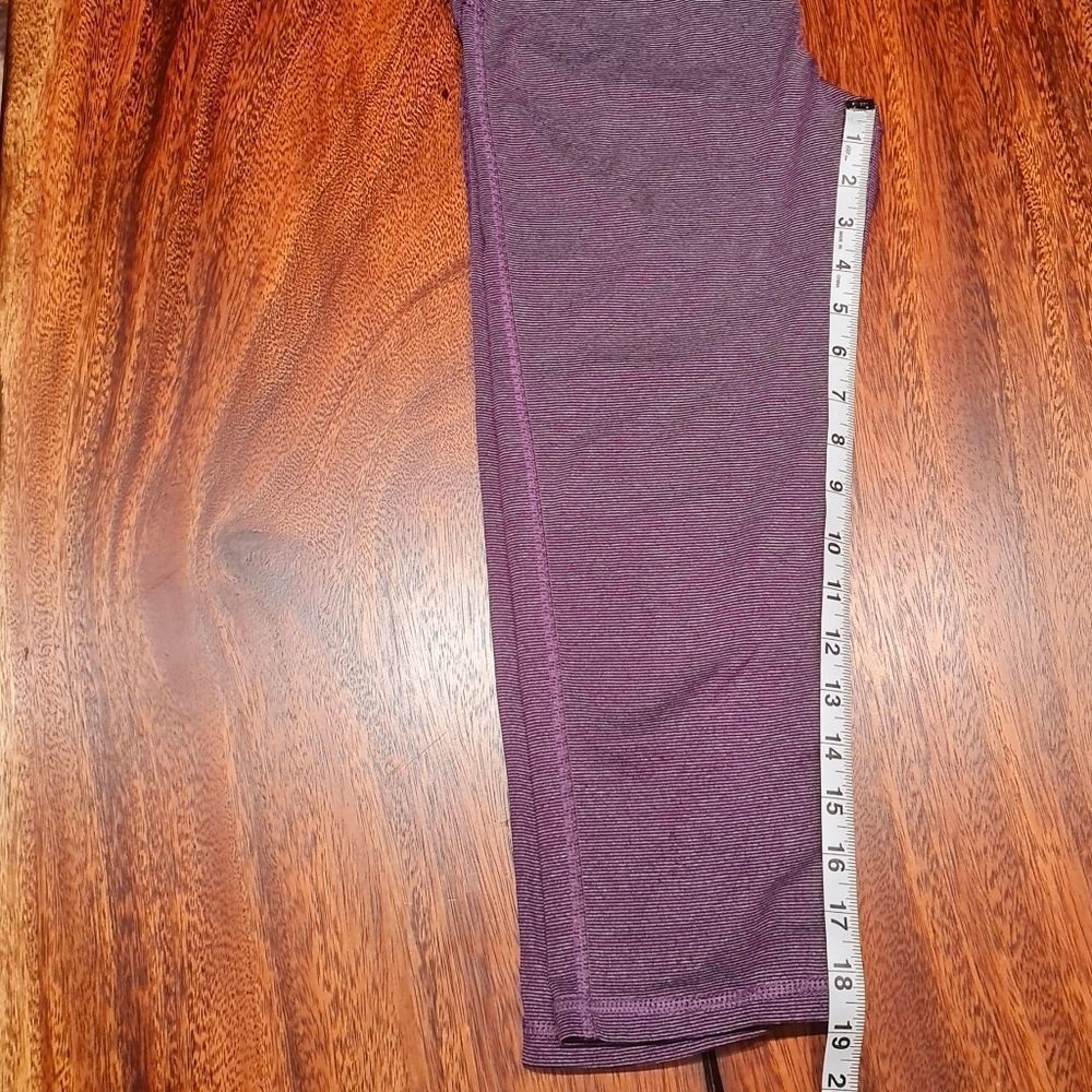 Marika Sport - Cropped Leggings - Sz M (8-10) - Purple / Gray Stripes - EUC - Picture 6 of 11